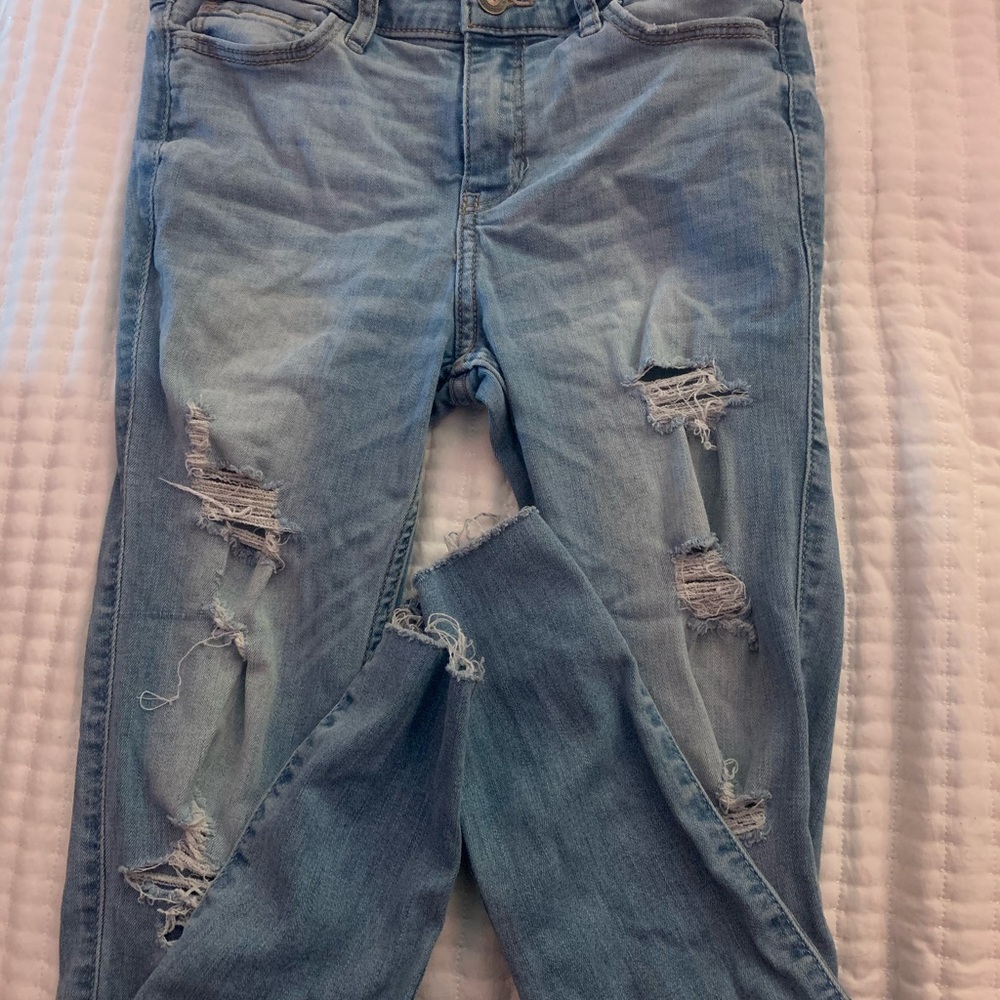 Hollister mid-rise Super Skinny jeans!!
